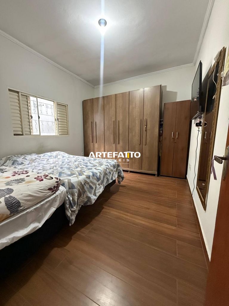  - Vende-se Casa Polo Clube Parte Alta