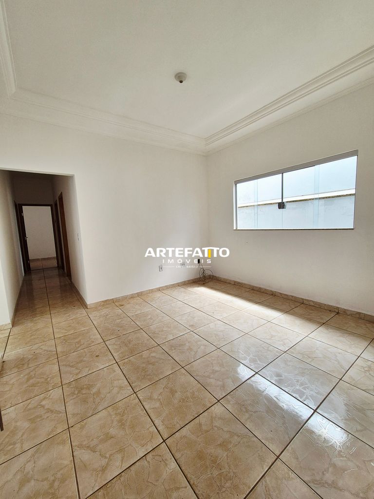  - Casa com 3 dormitórios no bairro Jardim Piratininga