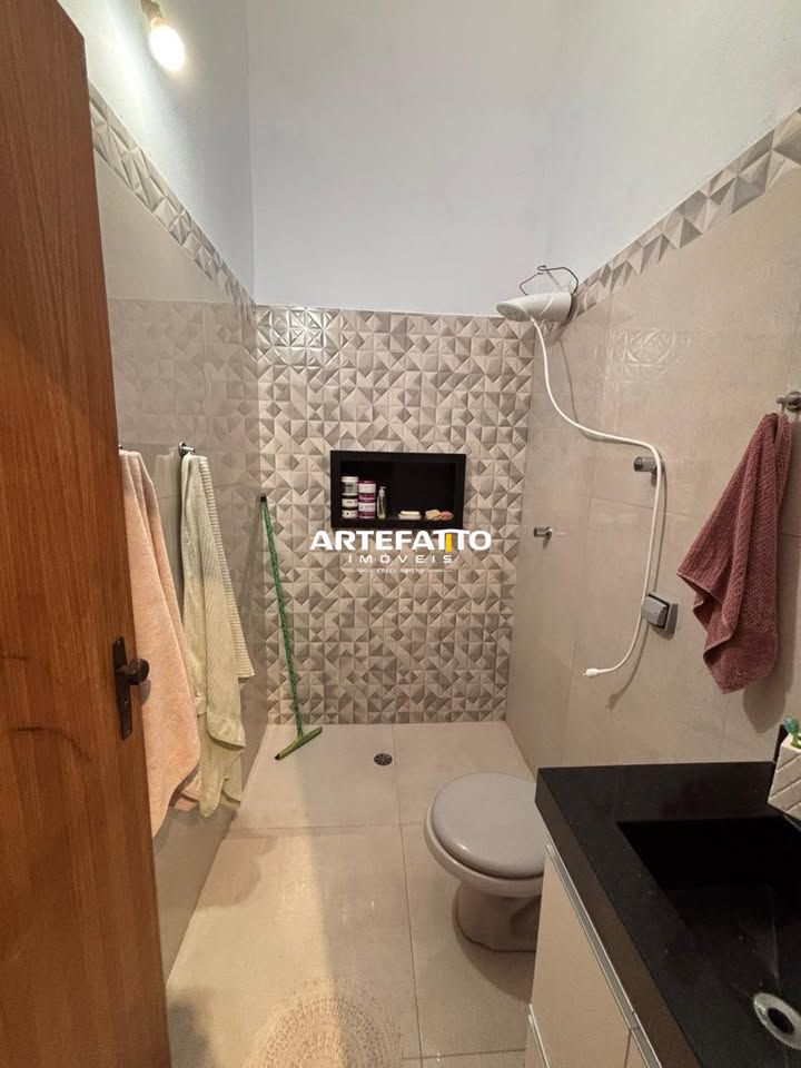  - Casa Jd. Luiza 1, excelente região e residência. 2 quartos amplos