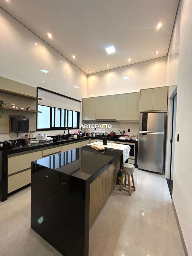 Casa à venda com 3 quartos, 149m² - Jardim Natal,Franca 