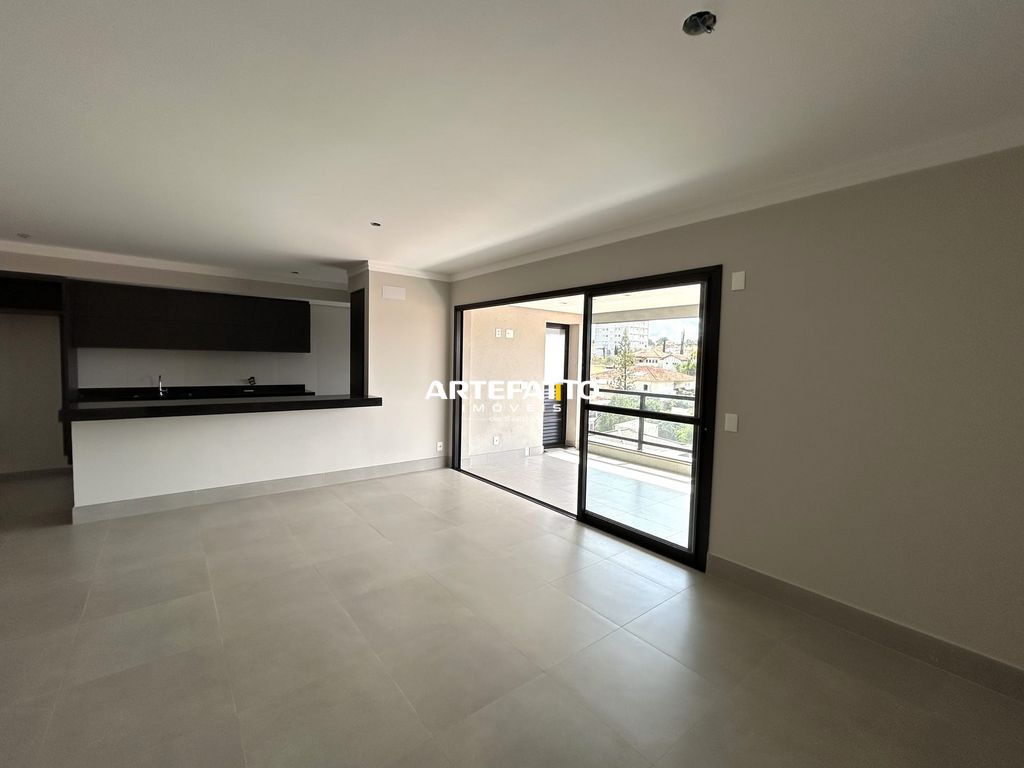 Apartamento à venda com 3 quartos, 144m² - São José,Franca 