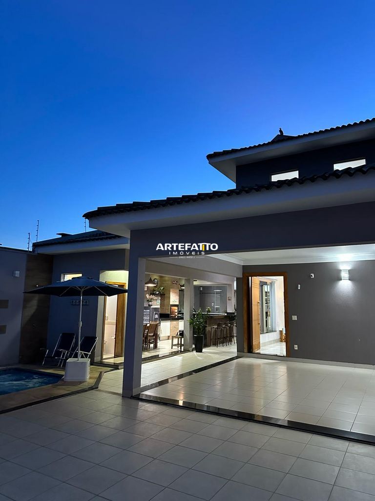 Casa à venda com 3 quartos, 223m² - Esplanada Primo Menegheti,Franca 