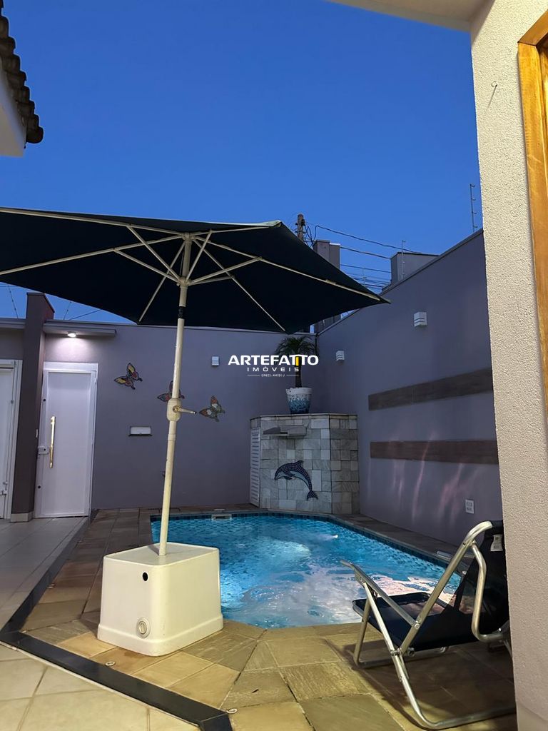 Casa à venda com 3 quartos, 223m² - Esplanada Primo Menegheti,Franca 