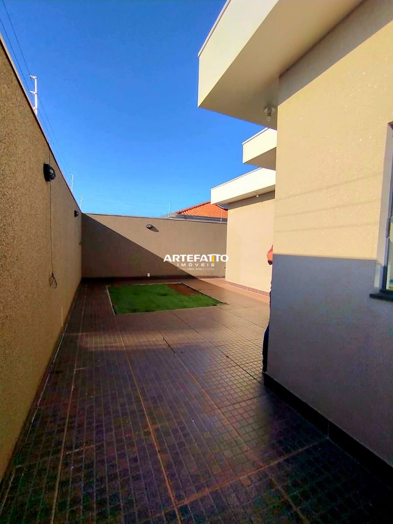 Casa à venda com 3 quartos, 115m² - Jardim Pizarro,Monte Alto 