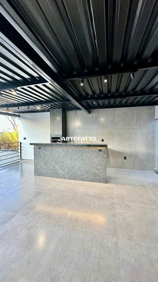  - Casa com 3 dormitórios no bairro Vila Santa Rita