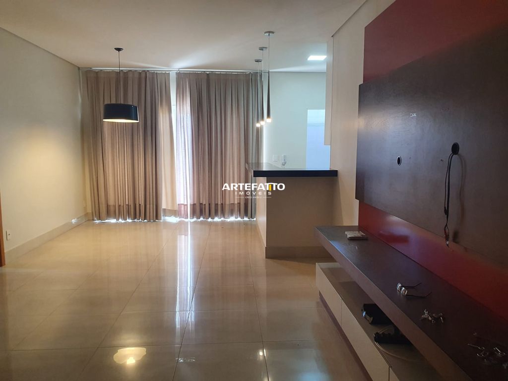  - 3 Quartos, 3 Suítes. Bairro São José, 110m²