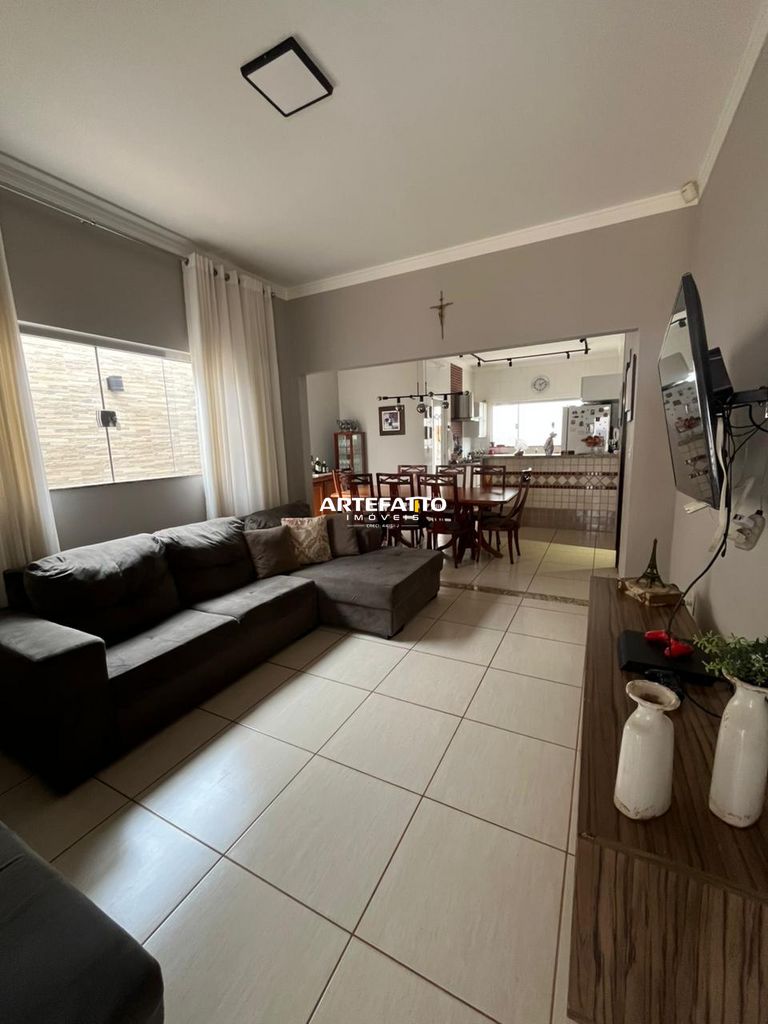 CASA TERRENO INTEIRO ZANETTI - Imobiliária Artefatto Imóveis - Franca/SP