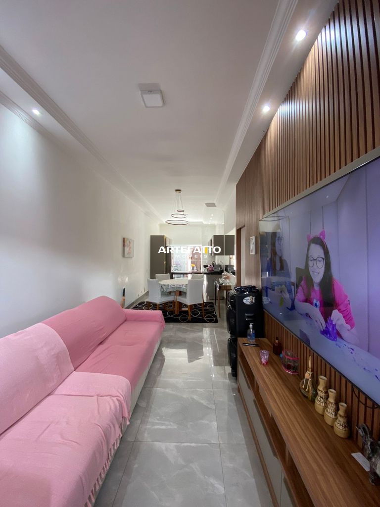  - Casa com 3 dormitórios no bairro Jardim Cambuí