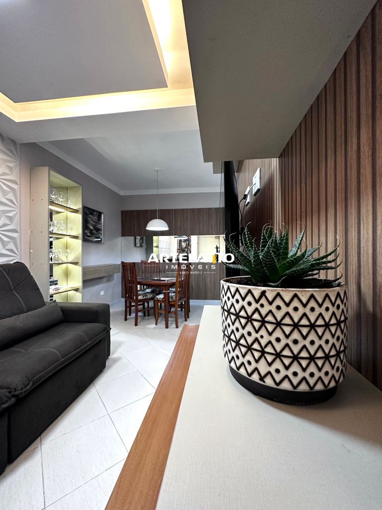  - Apartamento 2 Dormitórios com 1 Suite 1 Vaga Mobiliado com Piscina