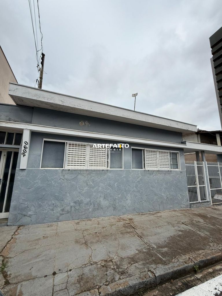 Casa com 2 dormitórios no Centro - Imobiliária Artefatto Imóveis - Franca/SP