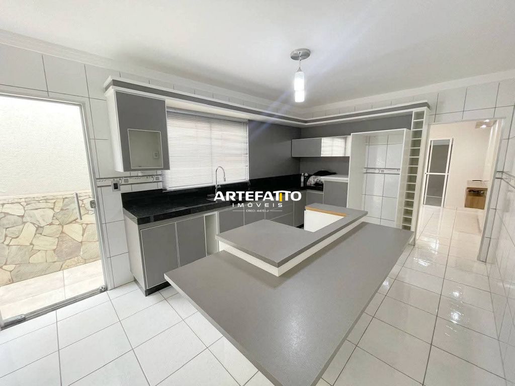 Casa à venda com 2 quartos, 100m² - Esplanada Primo Menegheti,Franca 