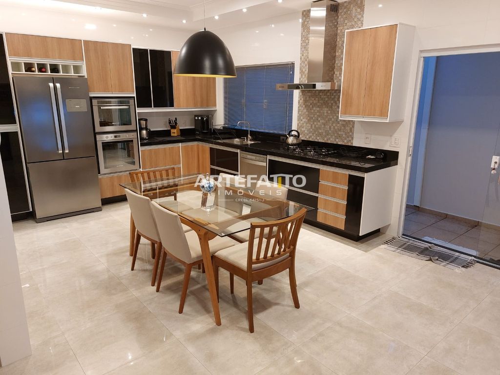 Casa à venda com 3 quartos, 201m² - Prolongamento Jardim Ângela Rosa,Franca 
