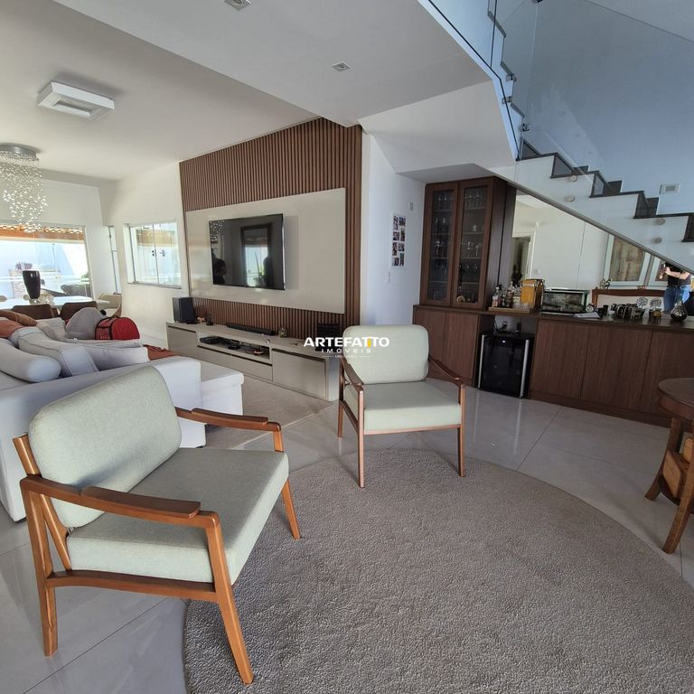 Sobrado à venda com 3 quartos, 255m² - Residencial Amazonas,Franca 