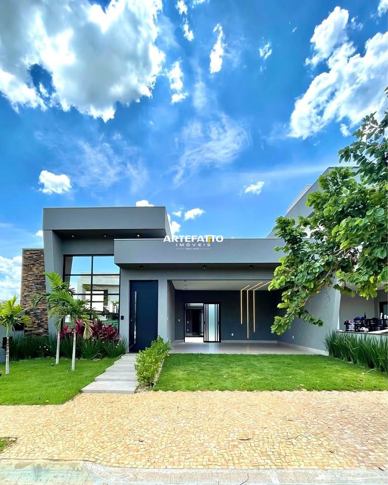 Casa à venda com 3 quartos, 206m² - Villa di Capri,Franca 