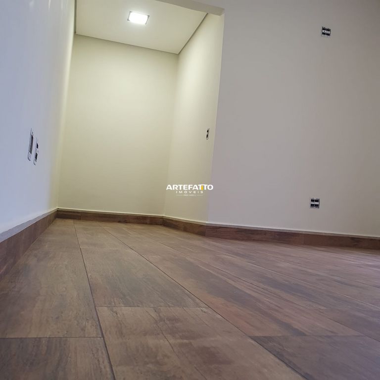  - Casa de Alto Padrão com Ampla Área de Lazer e Conforto