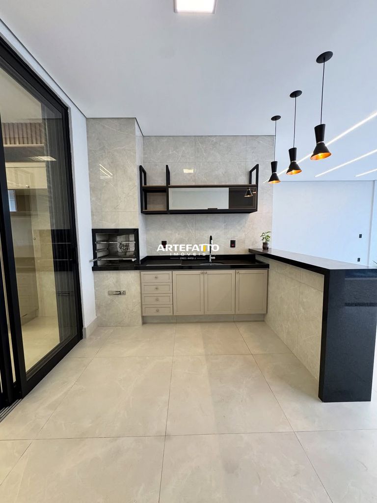  - Casa à venda em Franca, Residencial San Diego, com 3 suítes, 300m²