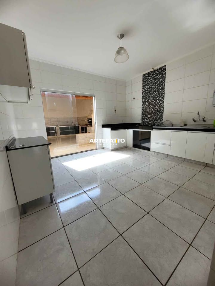 Casa à venda com 3 quartos, 171m² - Cidade Nova,Franca 