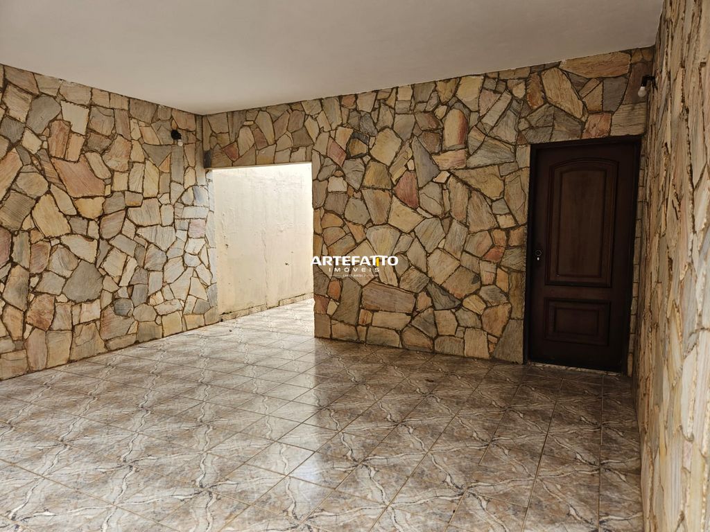  - Casa à venda, Santa Terezinha, 3 dormitórios, 1 suíte