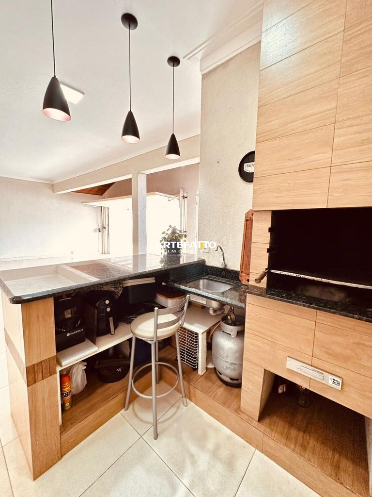 Casa à venda com 3 quartos, 168m² - Residencial Palermo,Franca 