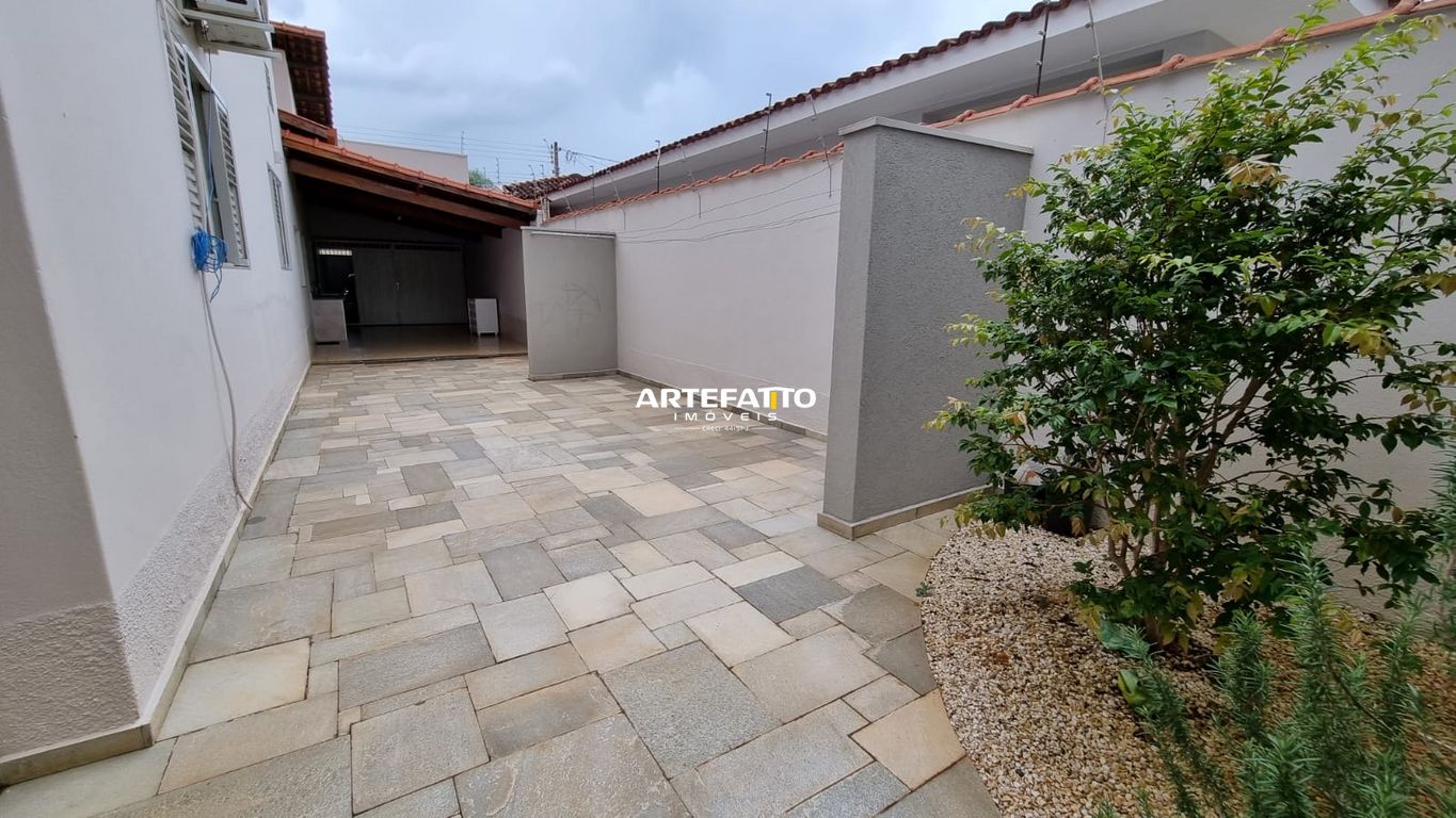 Casa à venda com 3 quartos, 495m² - São Joaquim,Franca 