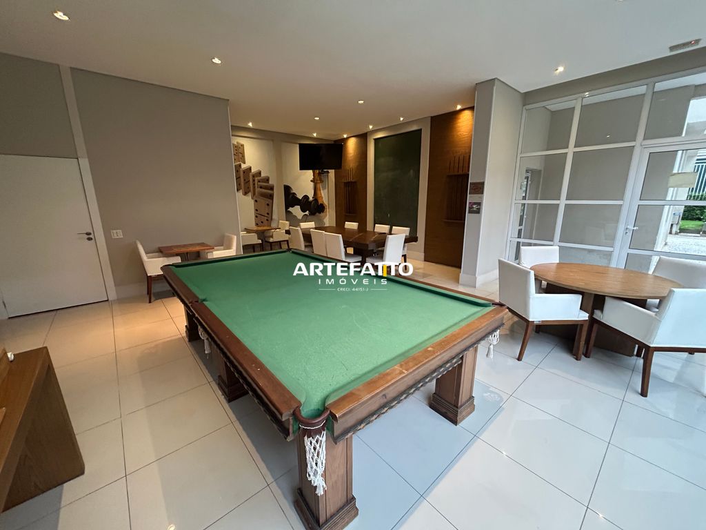  - Apartamento impecável mobiliado com 4 dormitórios,