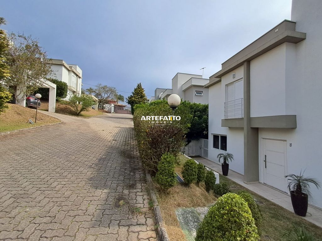  - Casa em condomínio com piscina privativa, com quintal e muito mais