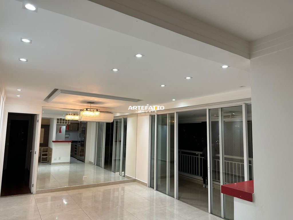 
				Lindo Apartamento Reformado110m2 com 3 suites e 2 vagas
			 - Zbroker Imóveis