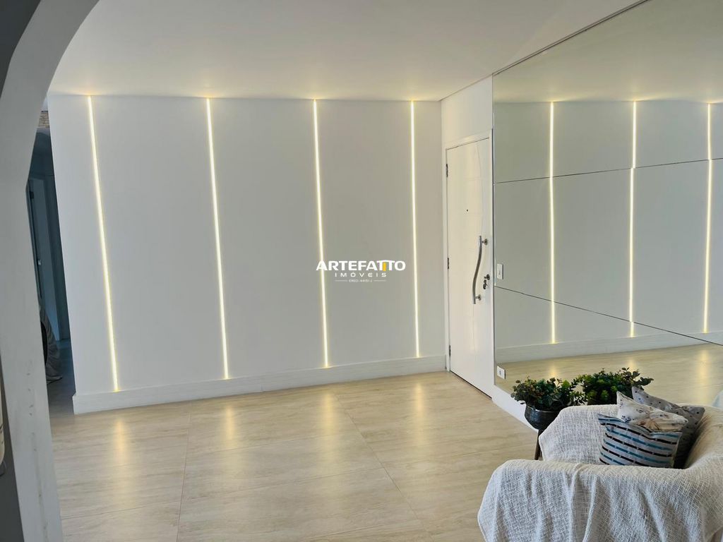  - 
				Apartamento moderno de 133 m², 3 suítes e 3 vagas
			