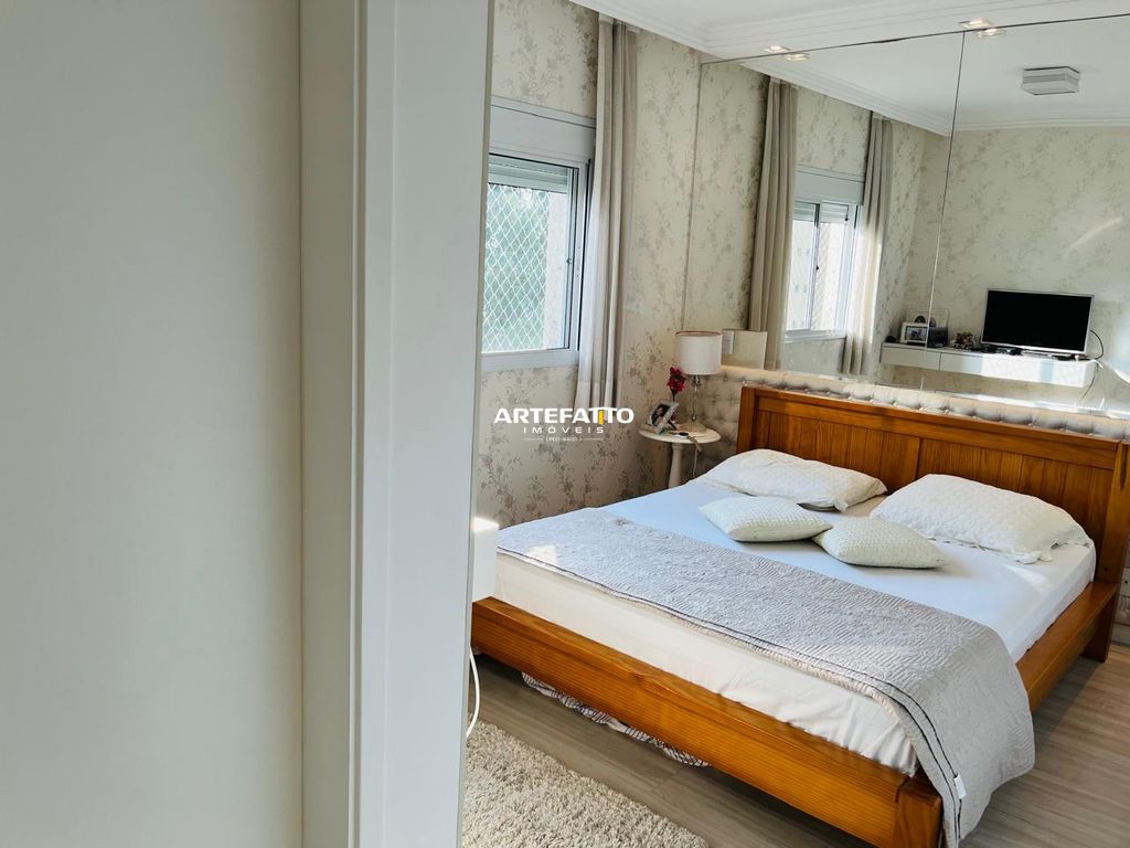  - 
				Apartamento moderno de 133 m², 3 suítes e 3 vagas
			