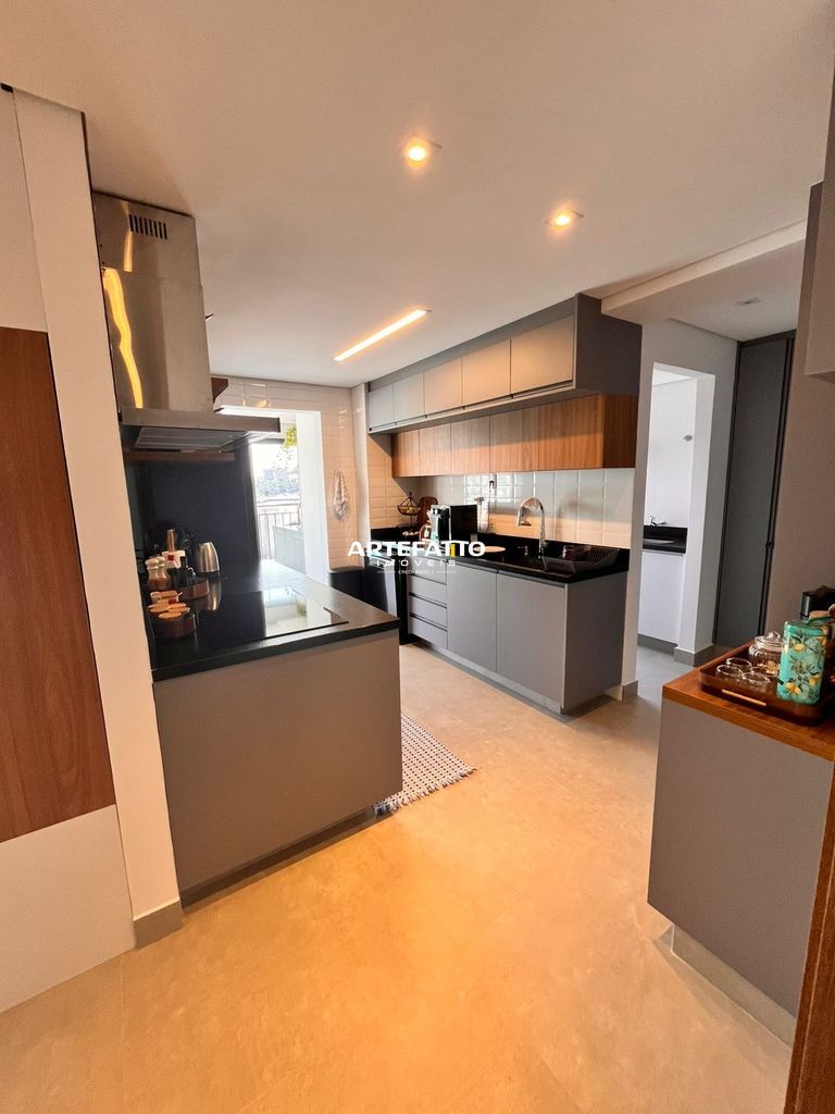 
				Revendo Lindo Apartamento - com Vista livre e 2 vagas fixas livres
			 - Zbroker Imóveis