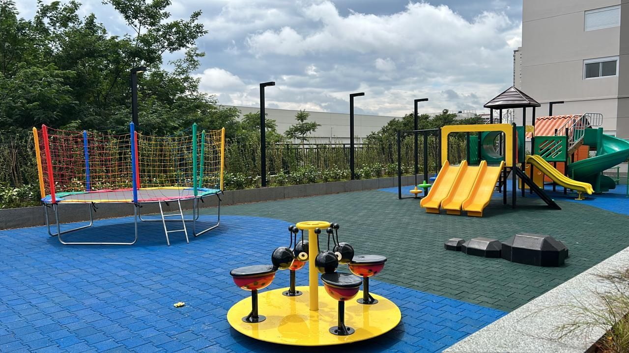  - 
				Revendo Lindo Apartamento - com Vista livre e 2 vagas fixas livres
			