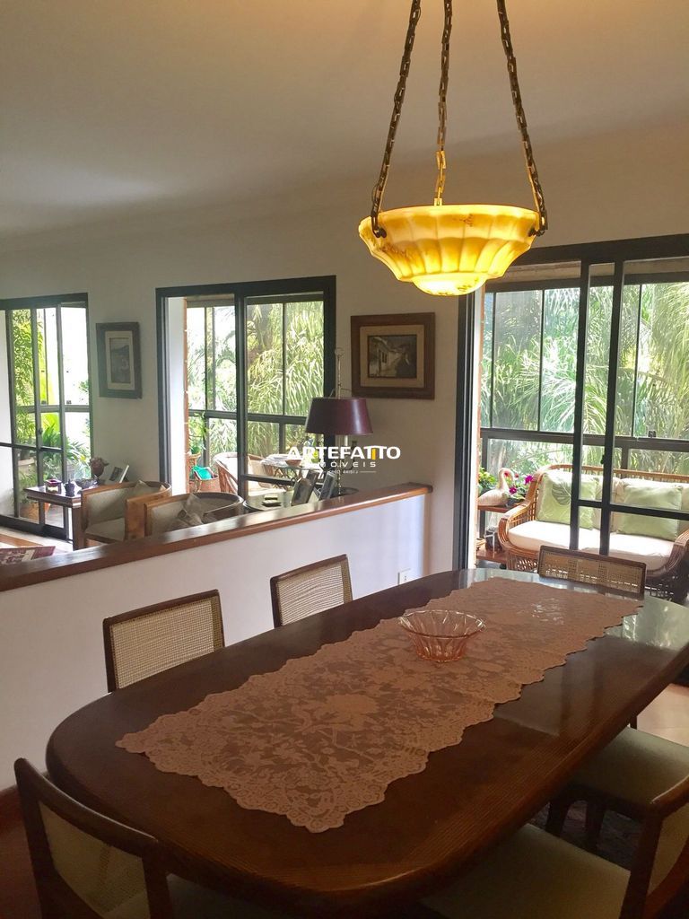 Apartamento à venda com 3 quartos, 206m² - Vila Suzana,São Paulo 