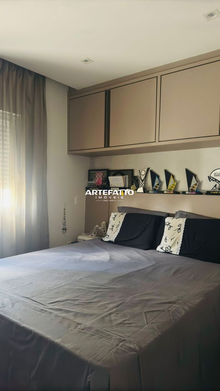  - 
				Cobertura com 3 dormitórios, 2 vagas e Ar condicionando! Linda !!!
			