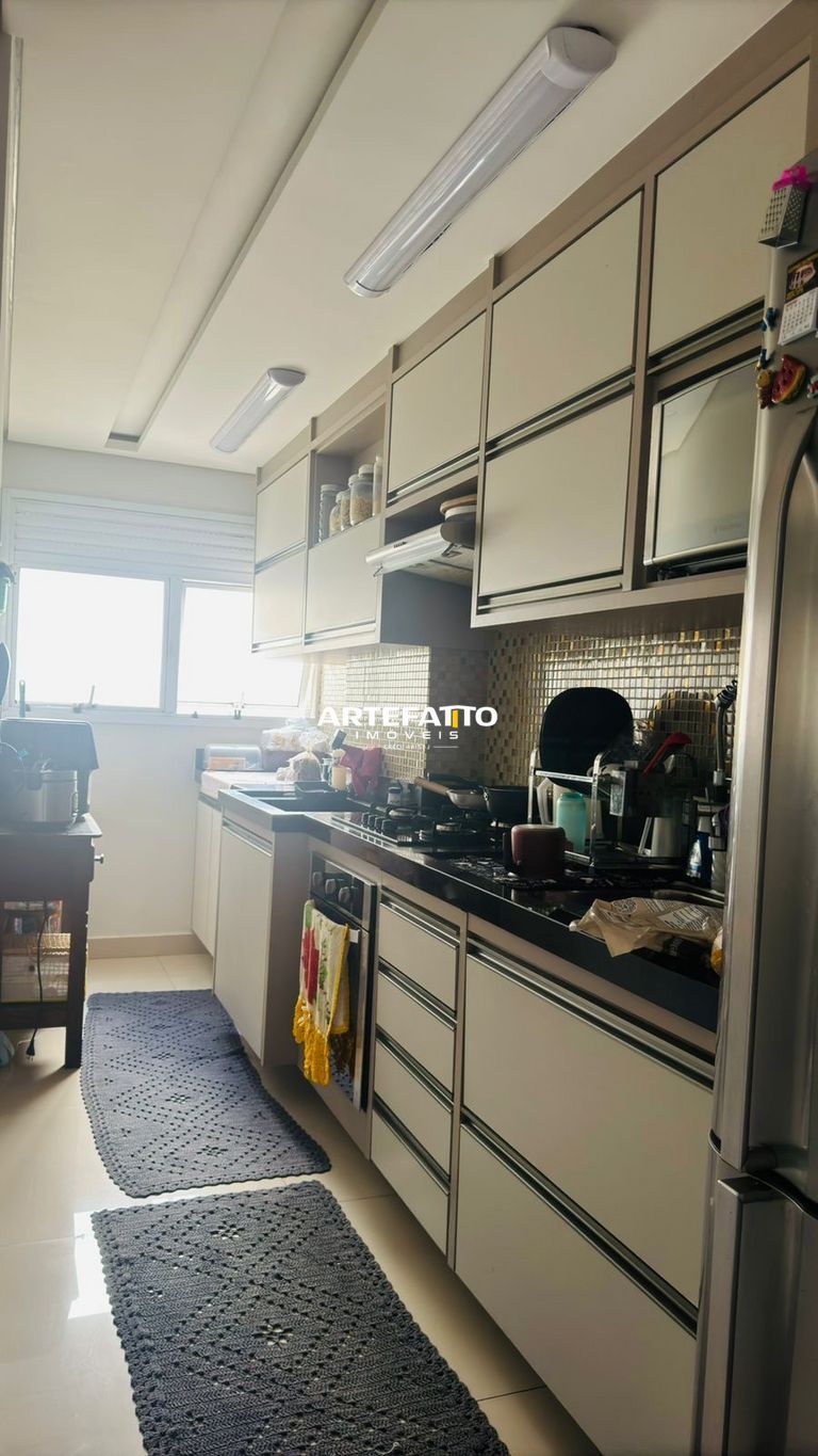  - 
				Cobertura com 3 dormitórios, 2 vagas e Ar condicionando! Linda !!!
			