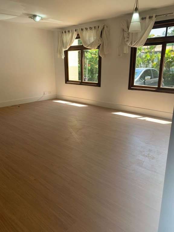 Sobrado à venda com 3 quartos, 180m² - Parque Munhoz,São Paulo 