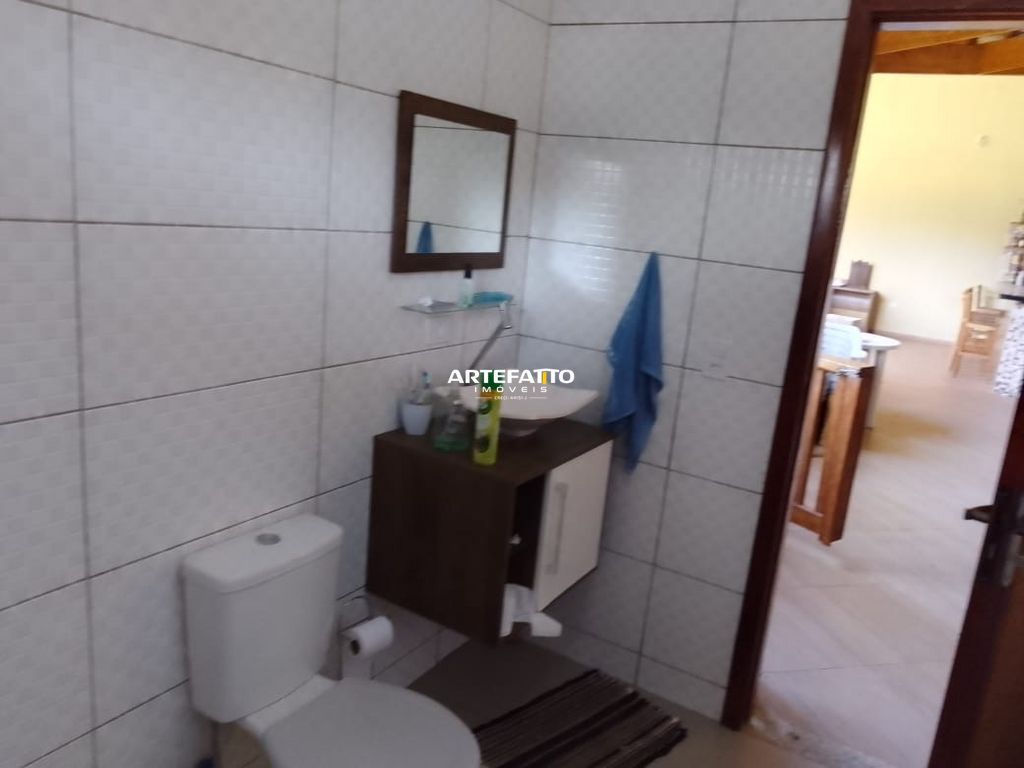  - 
				Sitio com Piscina - Todo Murado
			