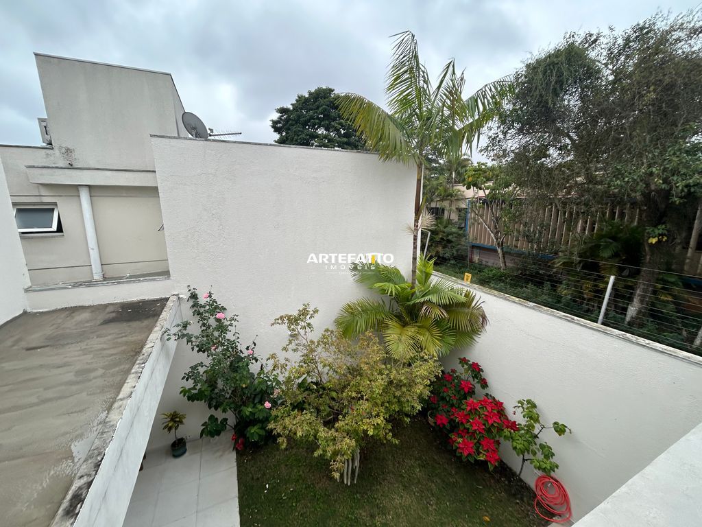 Casa à venda com 4 quartos, 215m² - Interlagos,São Paulo 