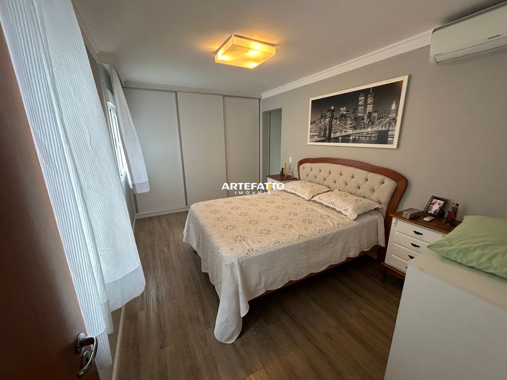 Casa à venda com 4 quartos, 215m² - Interlagos,São Paulo 