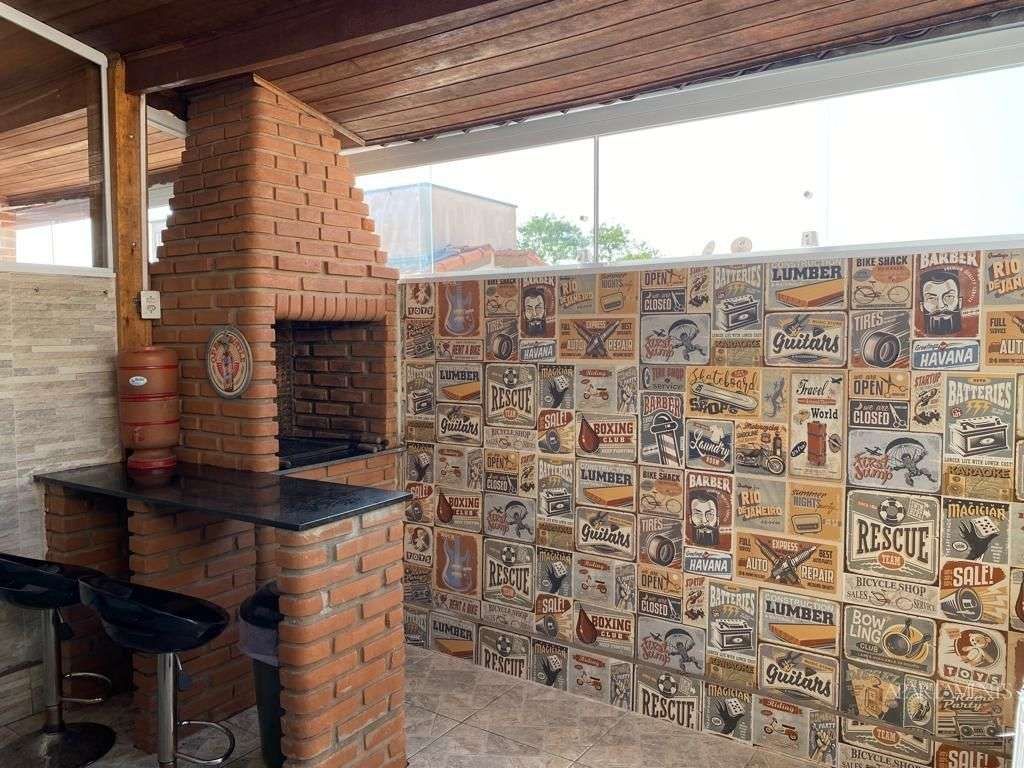  - Casa à Venda em Jardim Guarujá, São Paulo - SP