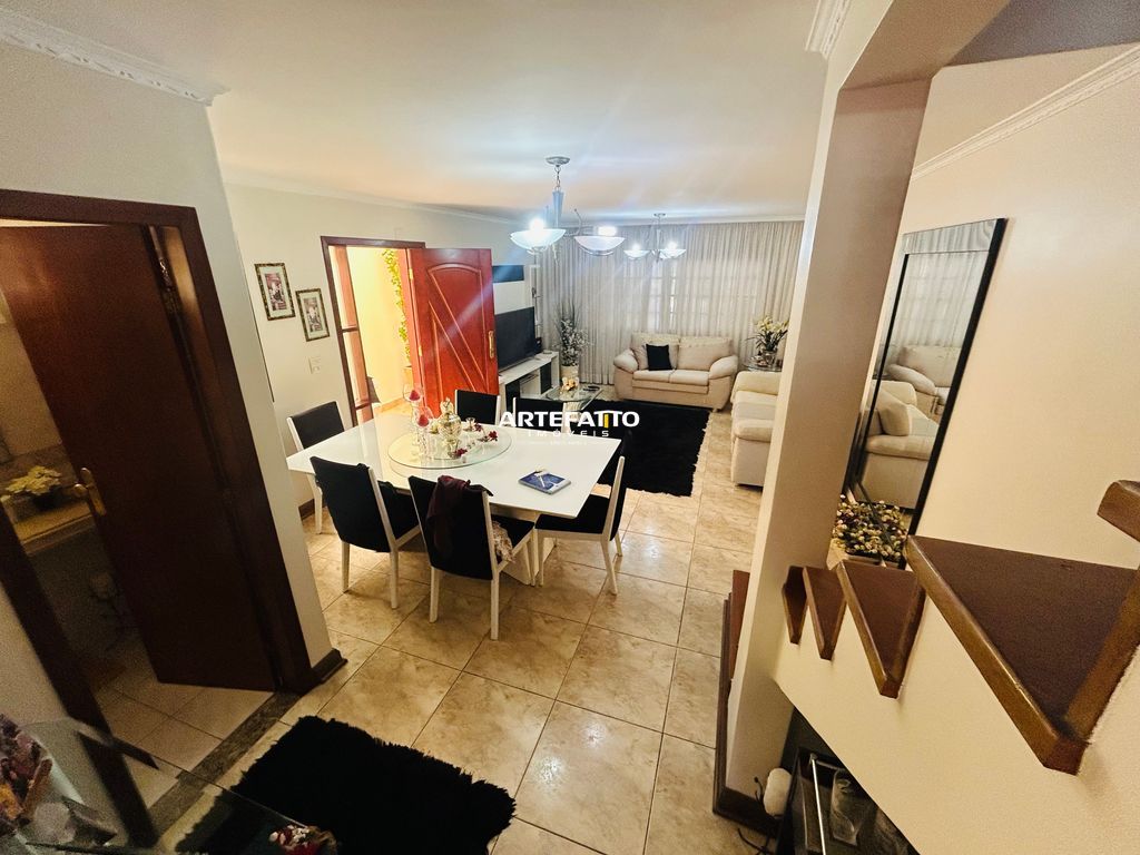 Casa à venda com 4 quartos, 150m² - Jardim Monte Azul,São Paulo 