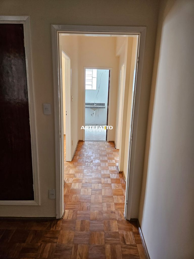  - 
				VENDE-SE APARTAMENTO EDÍFICIO TRÊS COLINAS- CENTRO DE FRANCA
			