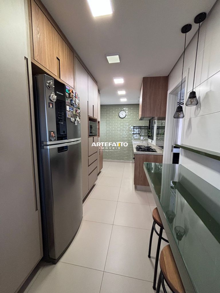  - 
				Apartamento com 2 suítes no bairro Residencial Paraíso
			