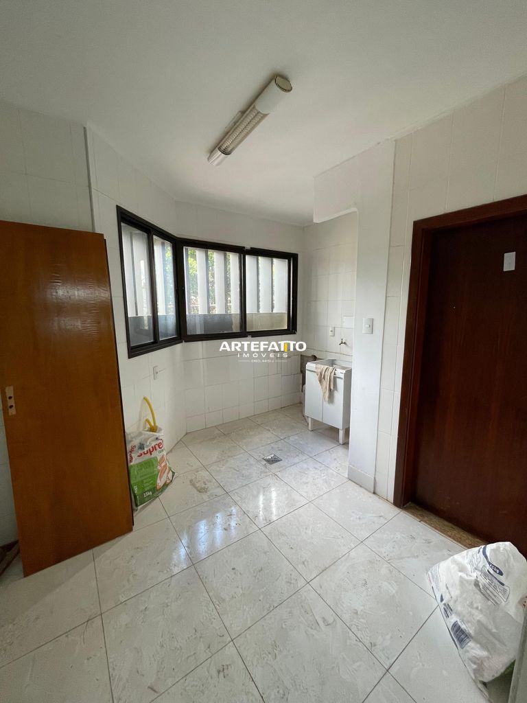 - Apartamento à Venda em São José, Franca - SP