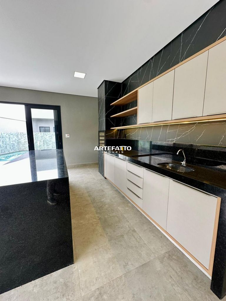 Casa à venda com 3 quartos, 230m² - Jardim Flórida,Franca 