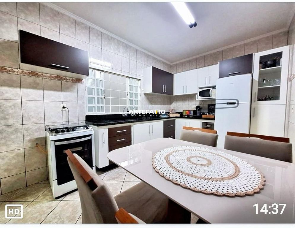 Casa à venda com 2 quartos, 135m² - Jardim Tropical II,Franca 