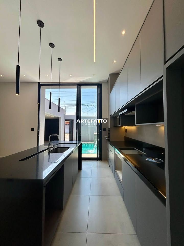 Casa à venda com 2 quartos, 154m² - Jardim Tropical II,Franca 