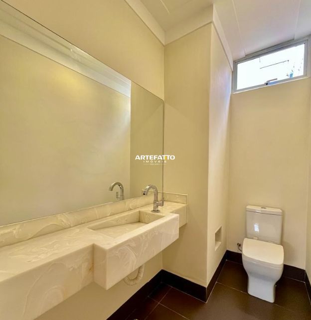  - 
				Casa Sustentável com 3 dormitórios no bairro Parque do Castelo
			