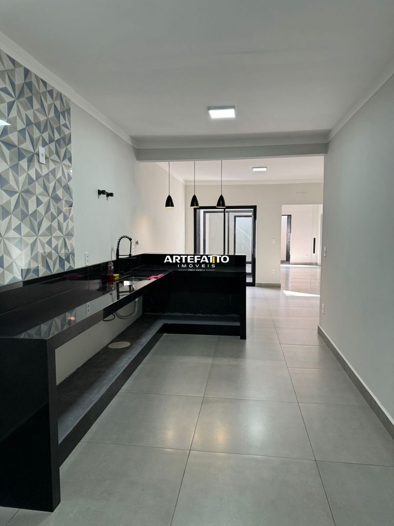 Casa à venda com 2 quartos, 164m² - São Joaquim,Franca 