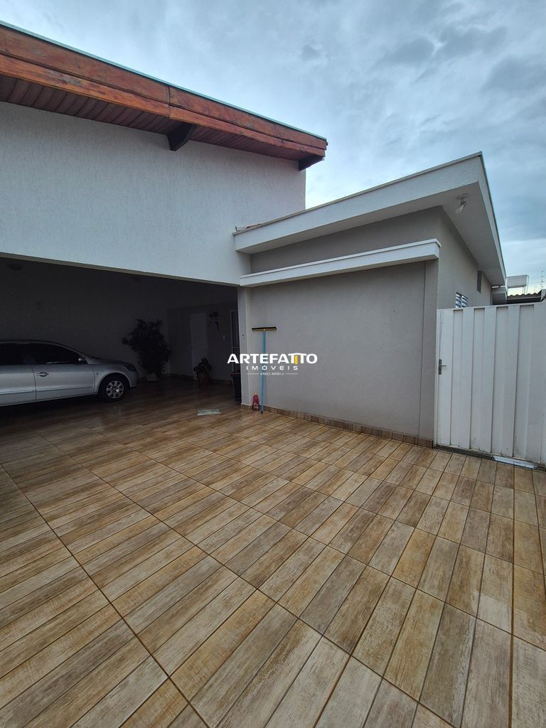 Casa à venda com 3 quartos, 190m² - Vila Aparecida,Franca 