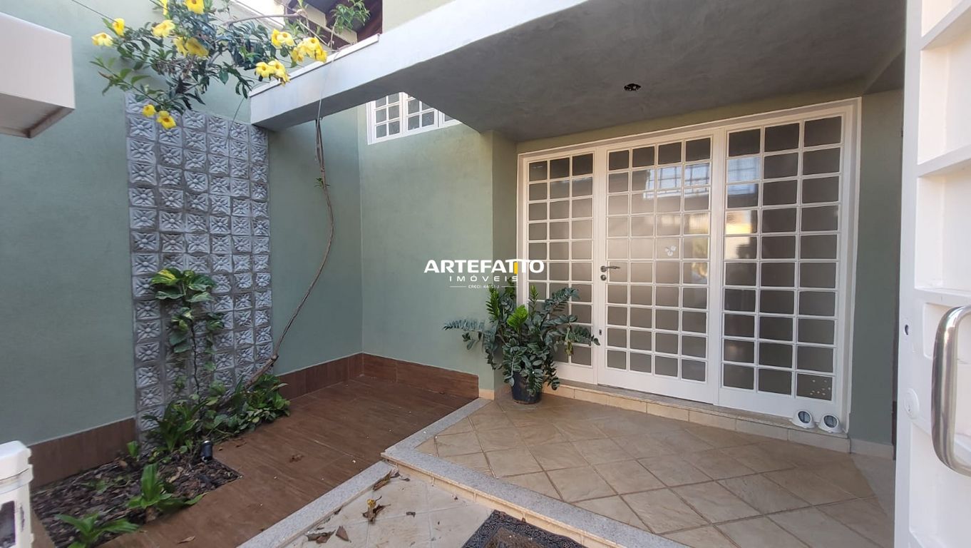 Casa à venda com 3 quartos, 194m² - Vila Marta,Franca 